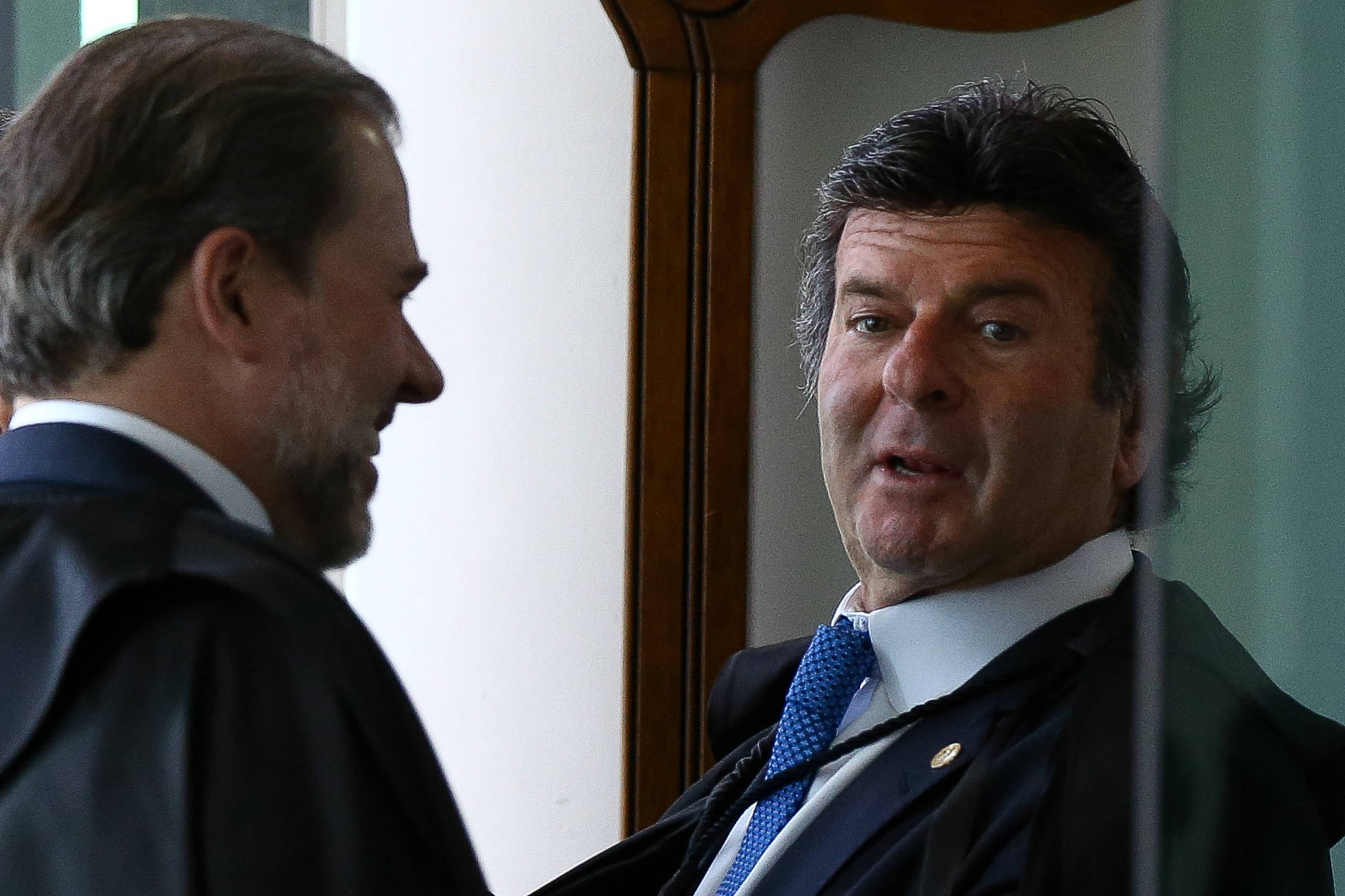  Fux vê espaço para STF avaliar episódio de vídeo enviado por Bolsonaro